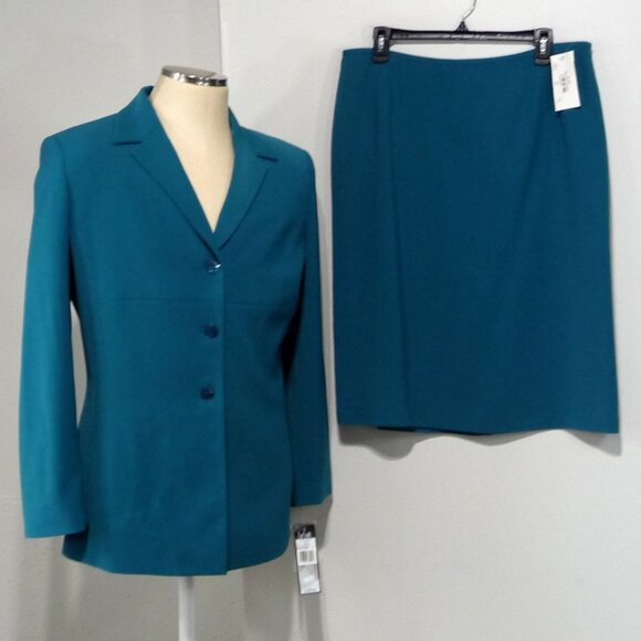LE SUIT SIZE 16 SKIRT AND BLAZER SET - Picture 1 of 16